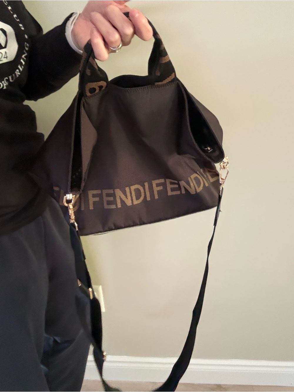 FENDI Handbag - Picture 8 of 8